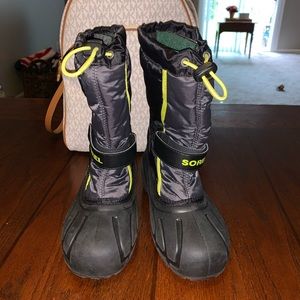 Boys Sorel winter waterproof boots